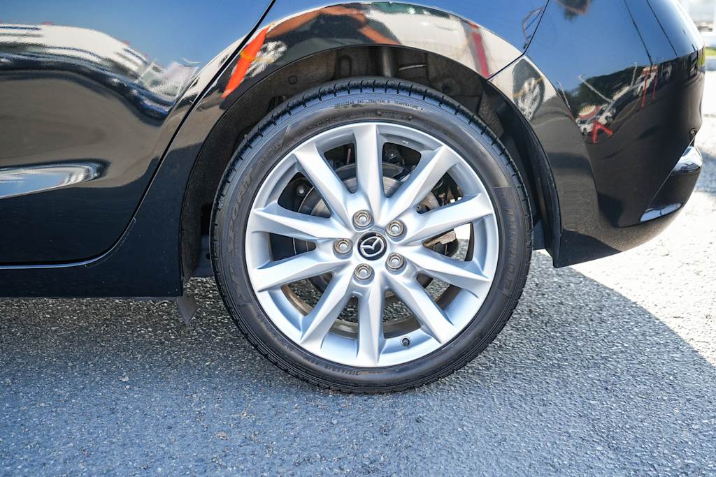 Thumbnail: 2017 Mazda Mazda3 - 6