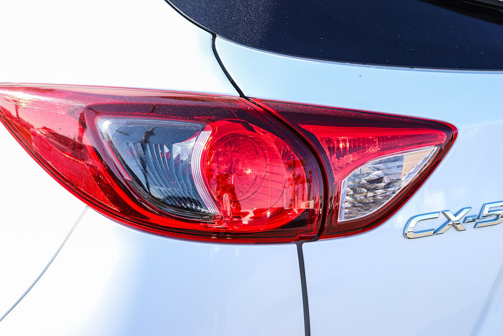 Thumbnail: 2016 Mazda CX-5 - 18