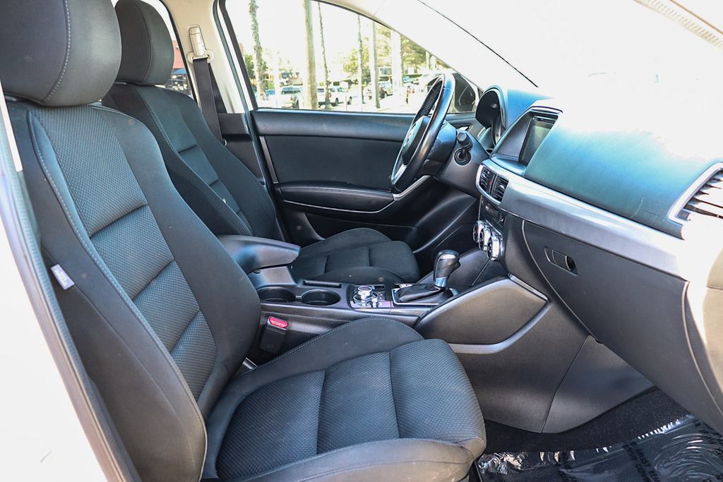 Thumbnail: 2016 Mazda CX-5 - 10