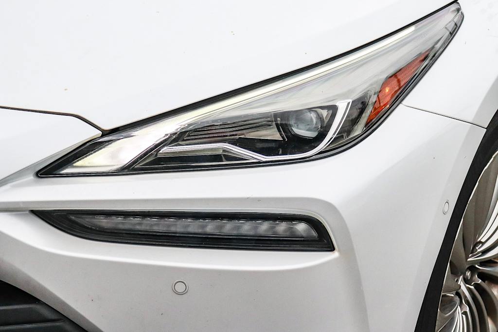 Thumbnail: 2021 Toyota Mirai - 12