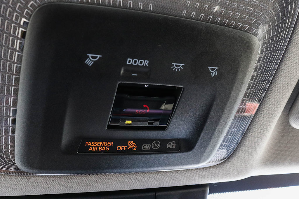 Thumbnail: 2024 Toyota Prius Prime - 30