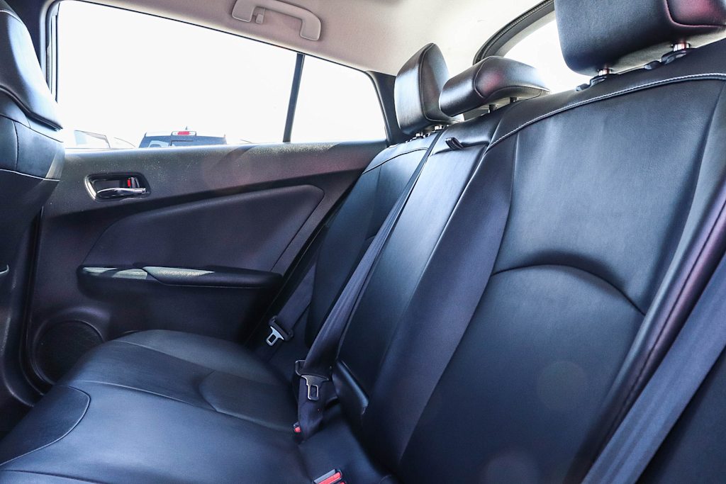 Thumbnail: 2021 Toyota Prius Prime - 12