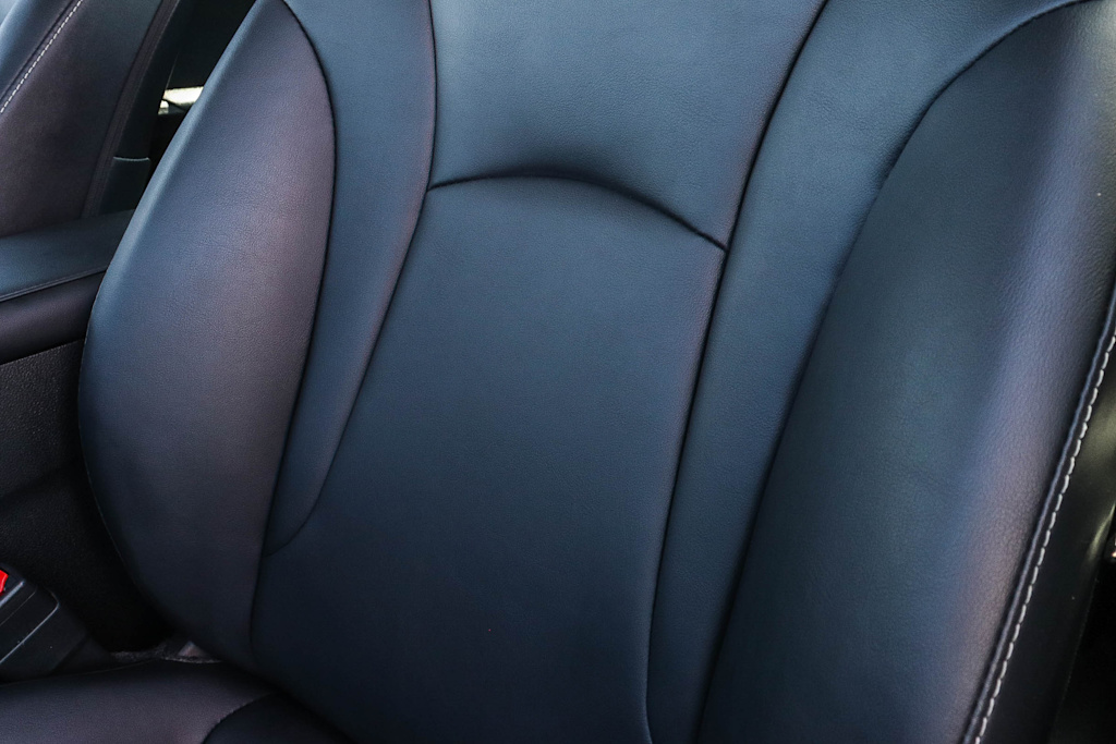 Thumbnail: 2021 Toyota Prius Prime - 26