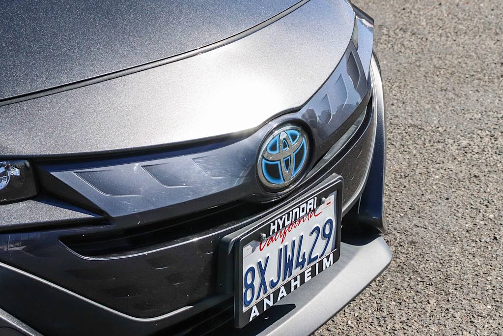 Thumbnail: 2022 Toyota Prius Prime - 16