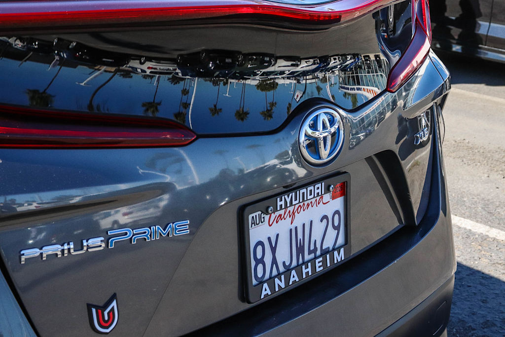 Thumbnail: 2022 Toyota Prius Prime - 19