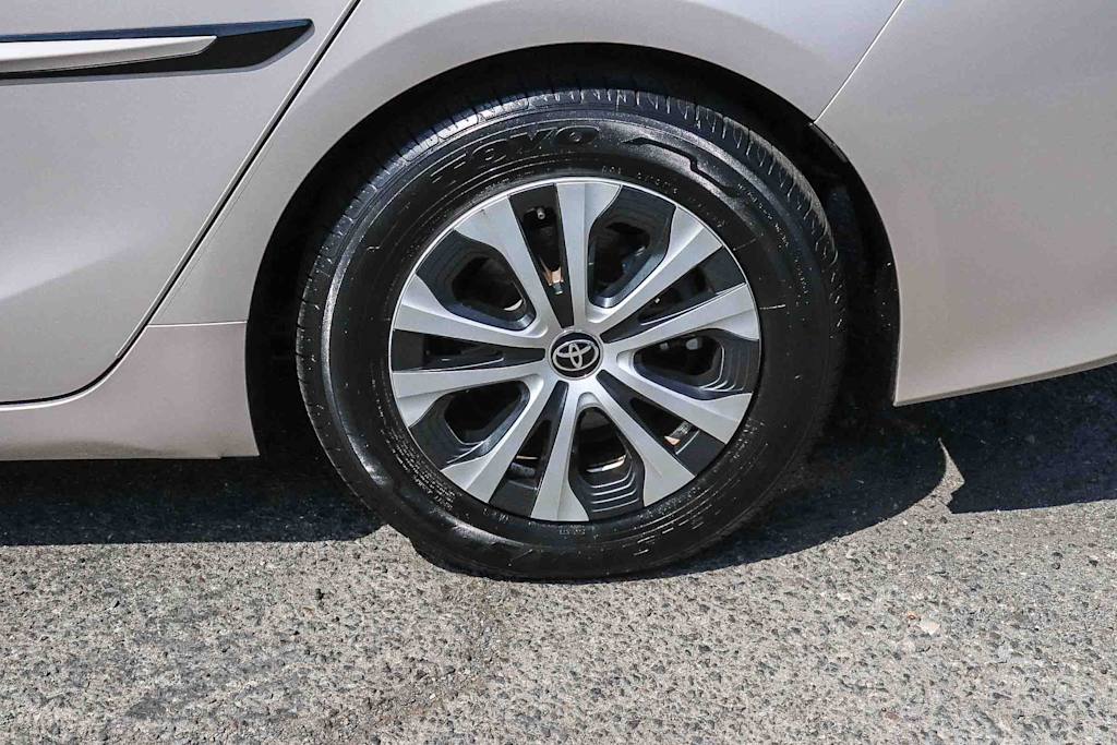 Thumbnail: 2020 Toyota Prius Prime - 7