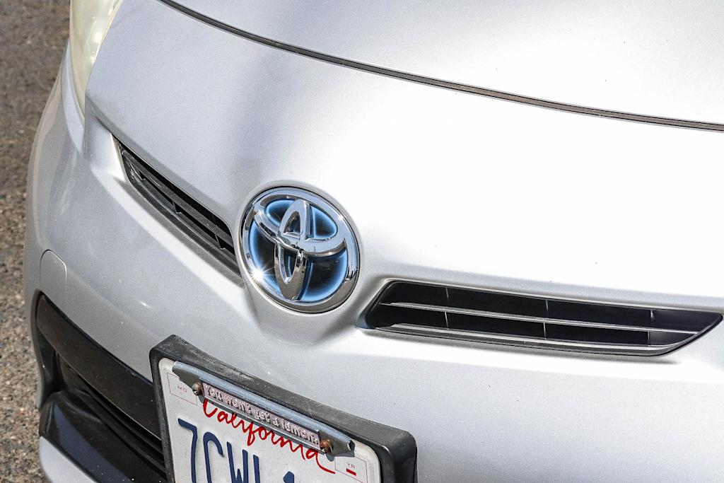Thumbnail: 2014 Toyota Prius - 4