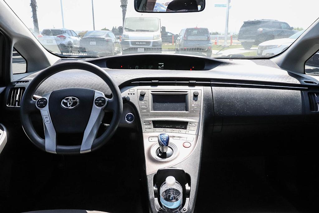 Thumbnail: 2014 Toyota Prius - 2