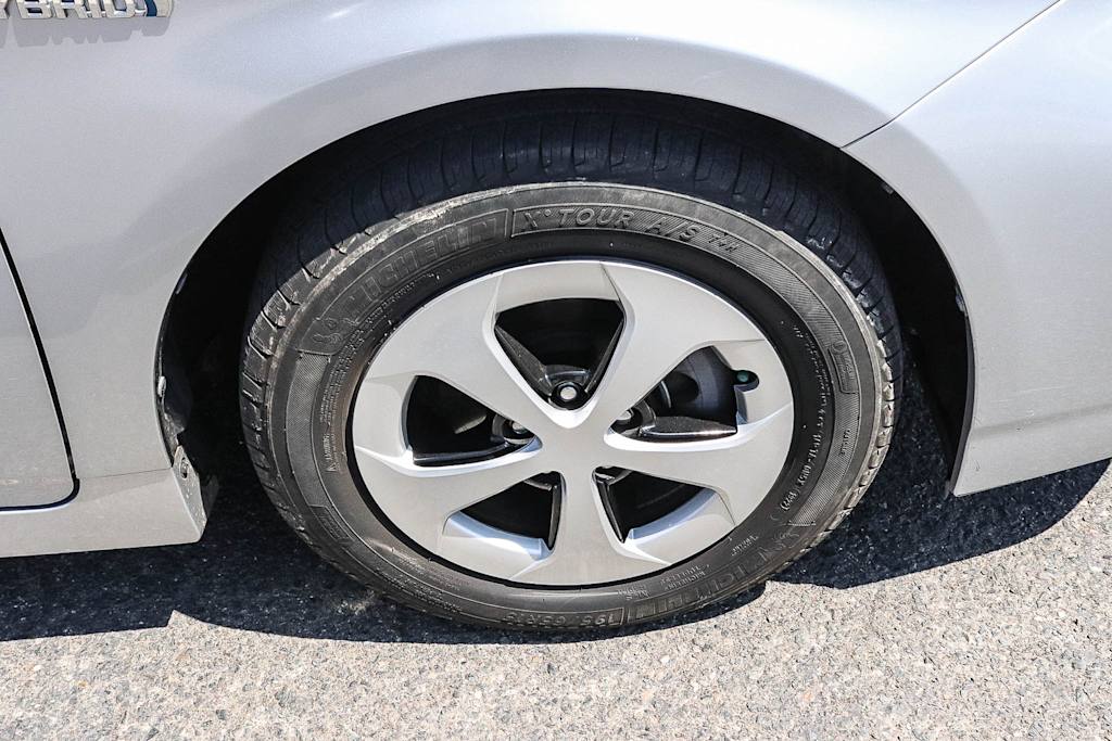 Thumbnail: 2014 Toyota Prius - 20