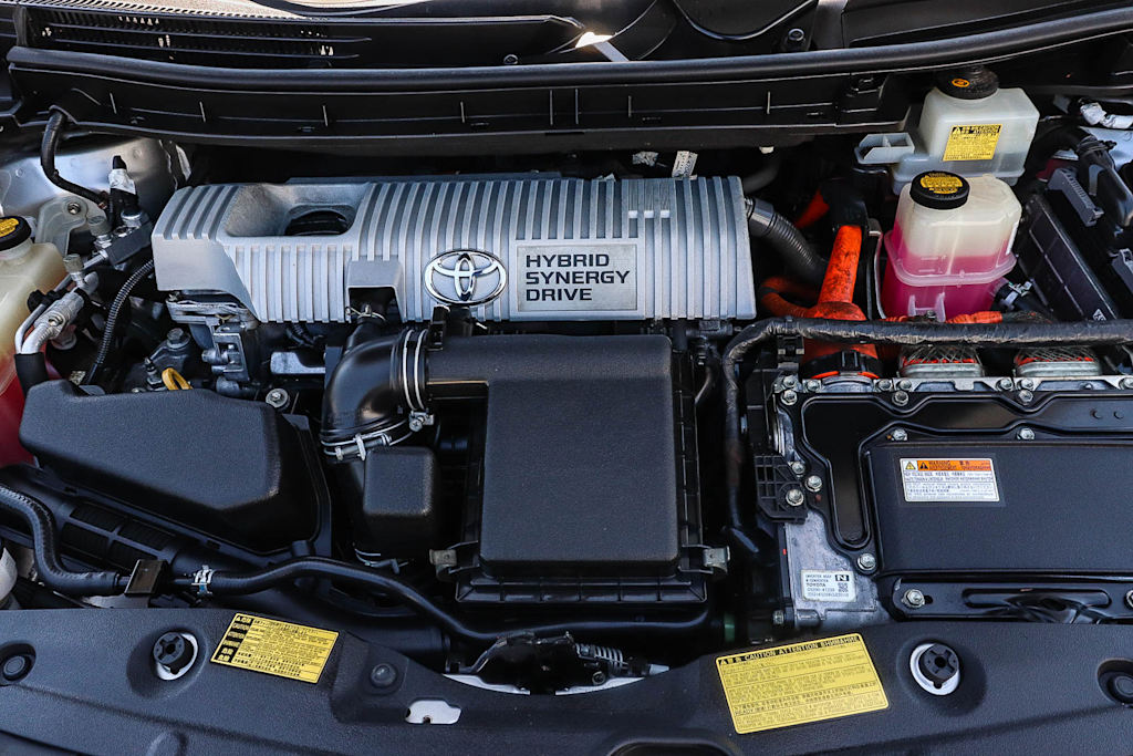 Thumbnail: 2014 Toyota Prius - 8