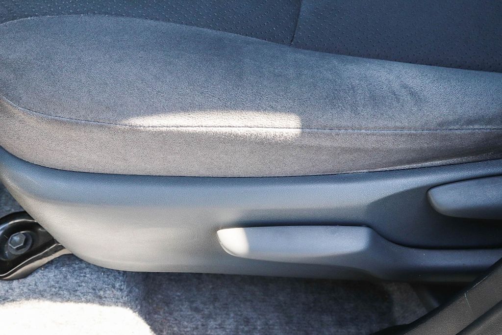 Thumbnail: 2014 Toyota Prius - 27