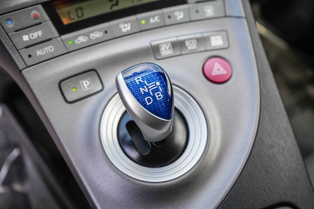 Thumbnail: 2015 Toyota Prius - 15