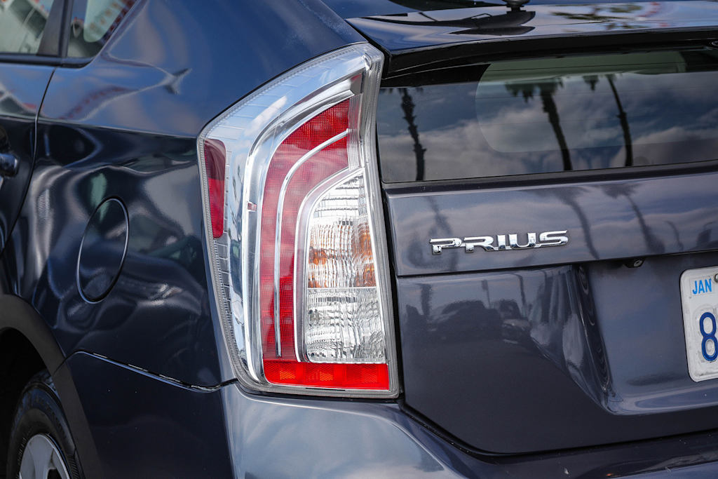 Thumbnail: 2015 Toyota Prius - 20