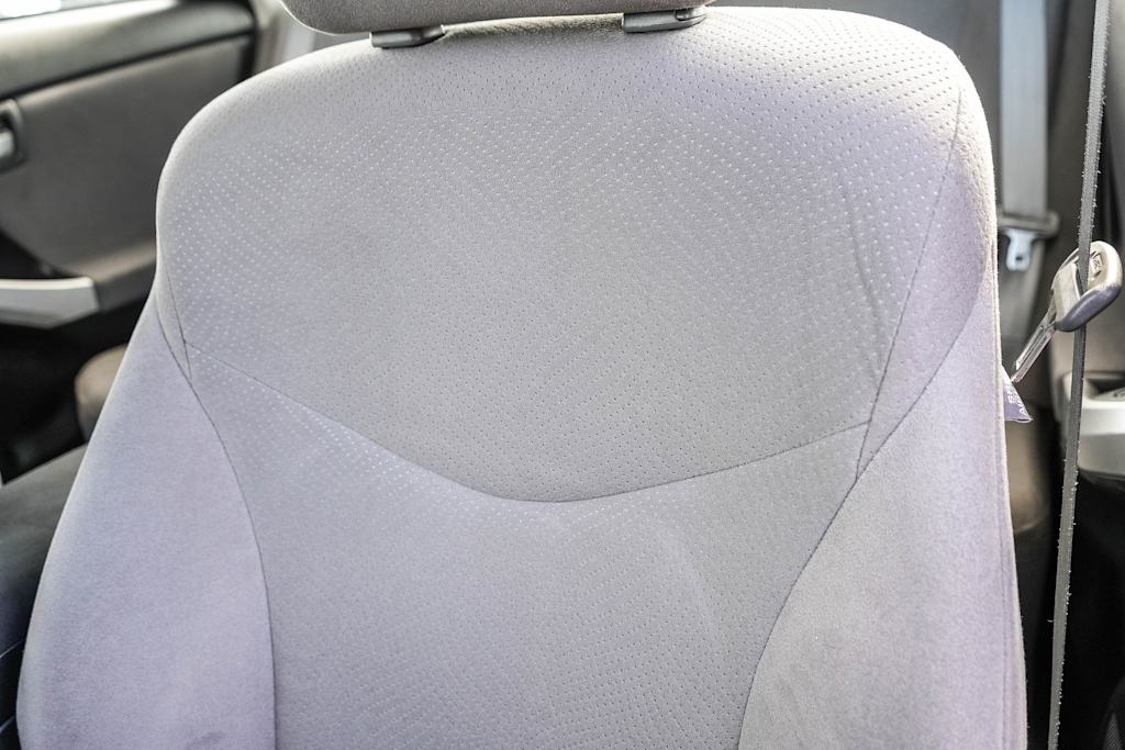 Thumbnail: 2015 Toyota Prius - 26
