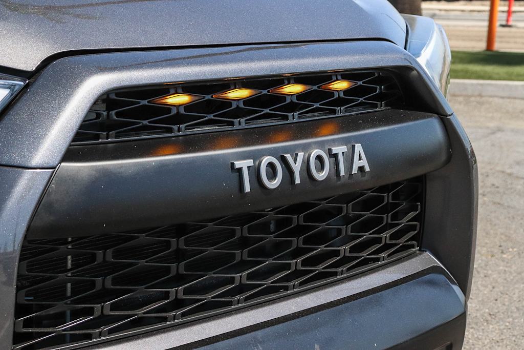 Thumbnail: 2019 Toyota 4Runner - 6