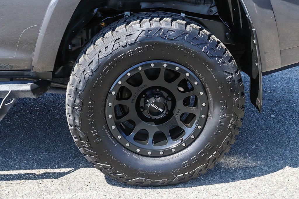 Thumbnail: 2019 Toyota 4Runner - 7