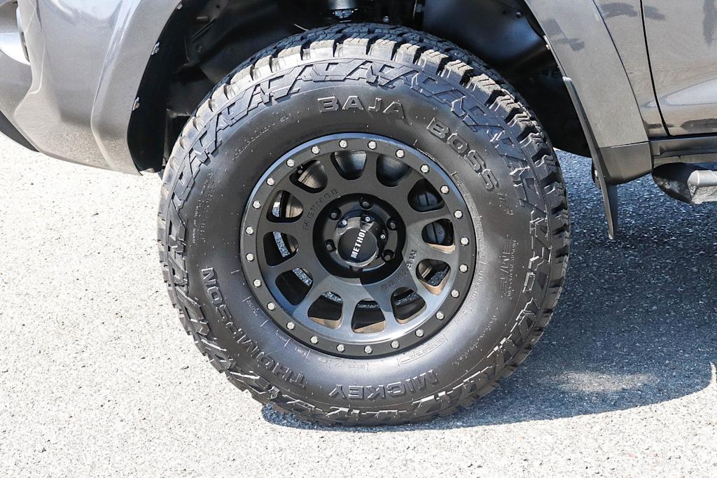 Thumbnail: 2019 Toyota 4Runner - 22