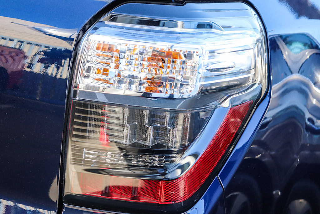 Thumbnail: 2022 Toyota 4Runner - 6