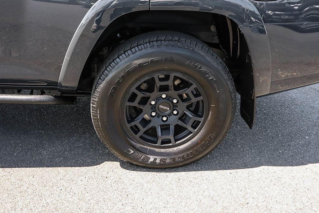 Thumbnail: 2024 Toyota 4Runner - 7