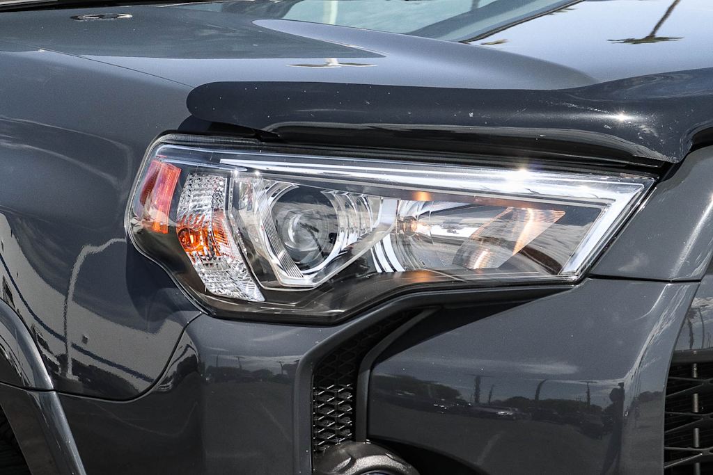 Thumbnail: 2024 Toyota 4Runner - 12