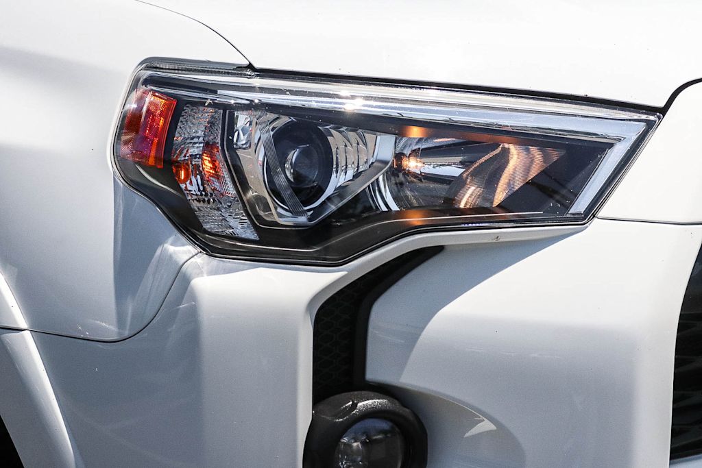 Thumbnail: 2024 Toyota 4Runner - 17