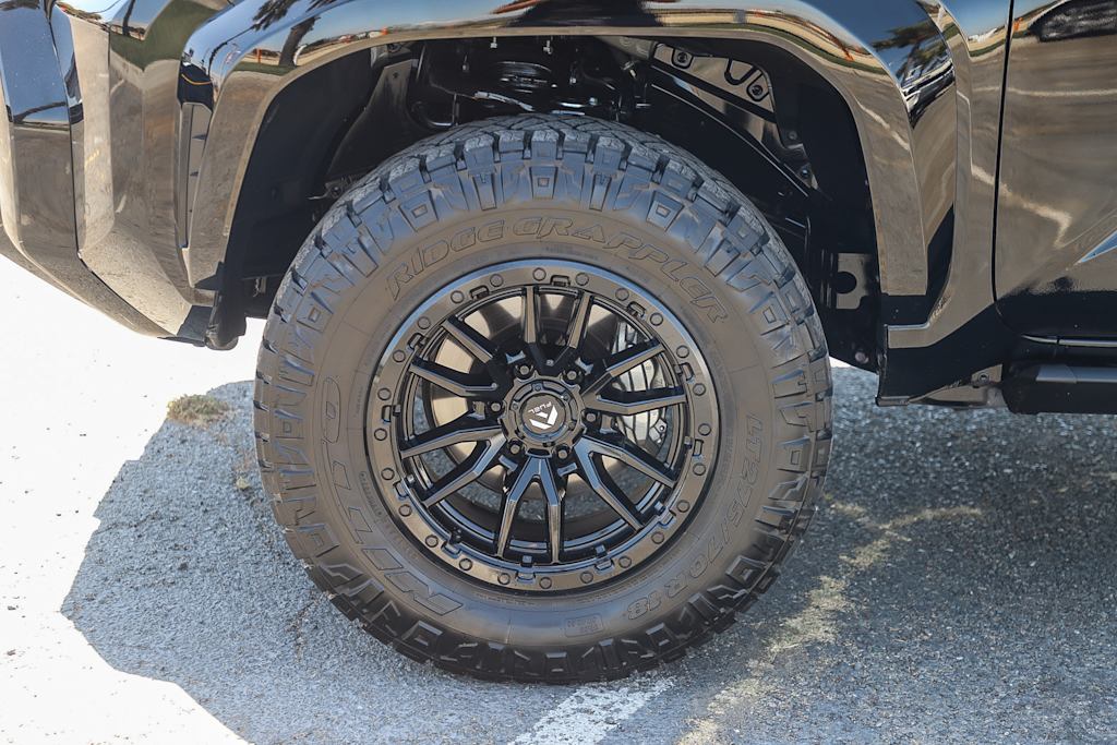Thumbnail: 2025 Toyota 4Runner - 23