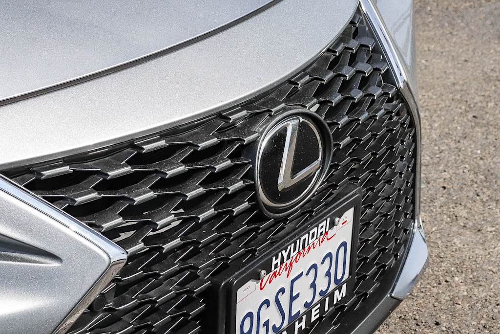 Thumbnail: 2021 Lexus IS - 18