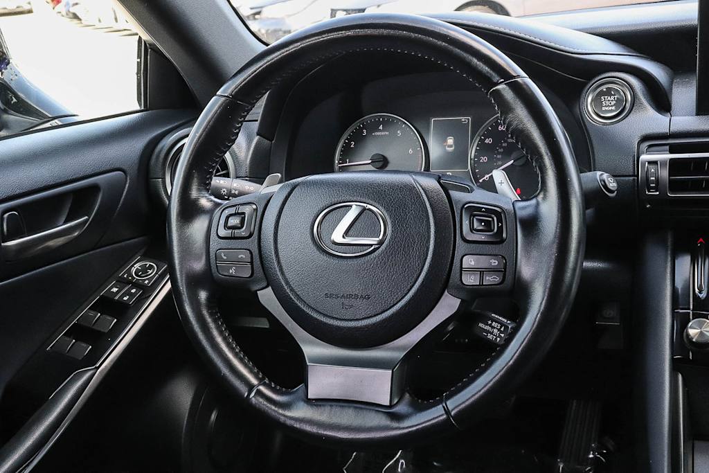 Thumbnail: 2021 Lexus IS - 2