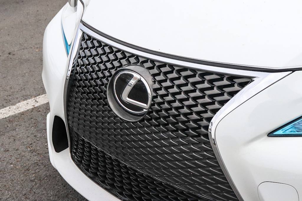 Thumbnail: 2016 Lexus IS - 5