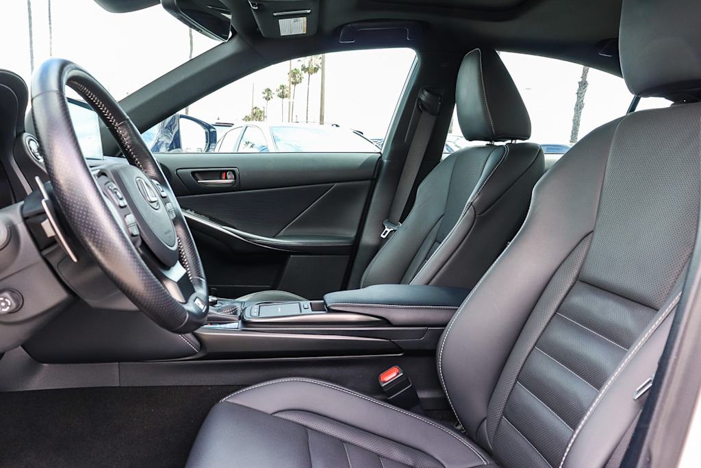 Thumbnail: 2024 Lexus ES - 11
