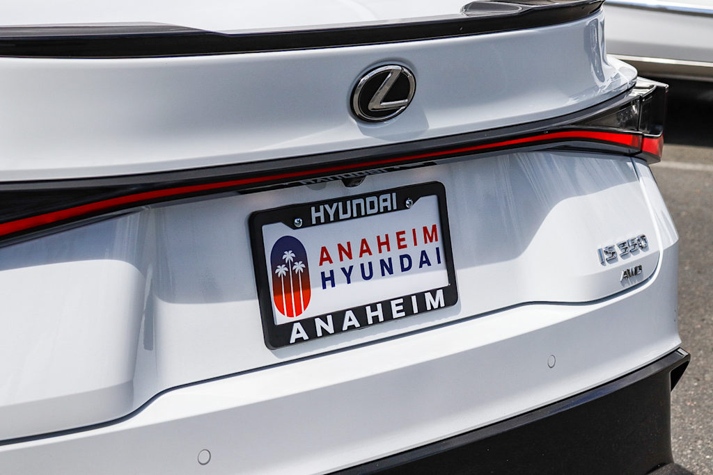 Thumbnail: 2024 Lexus ES - 6