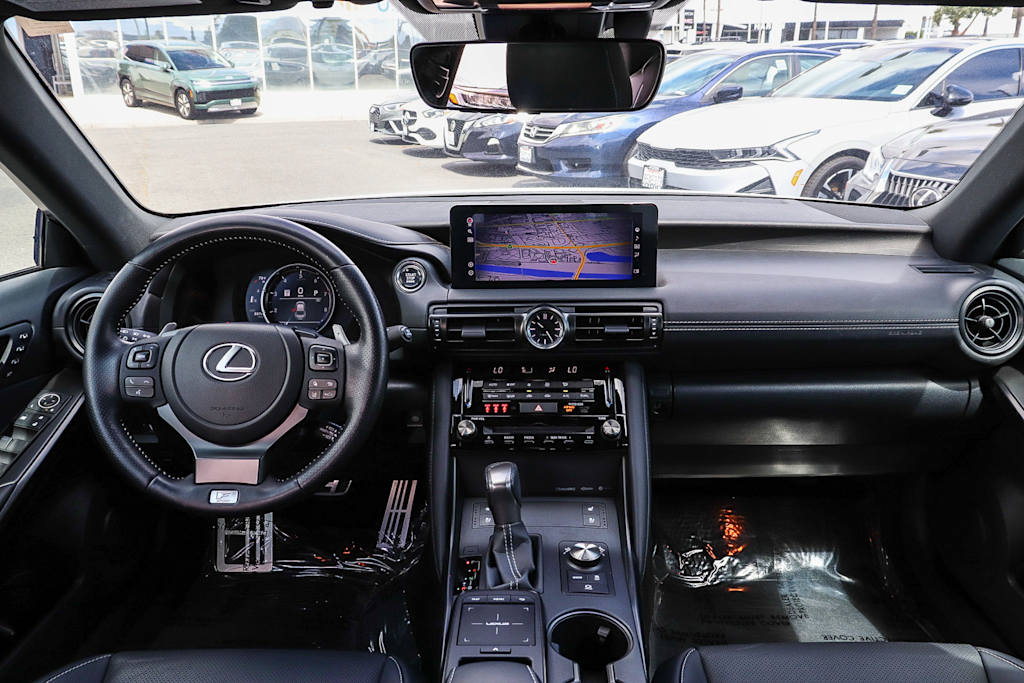 Thumbnail: 2024 Lexus ES - 2