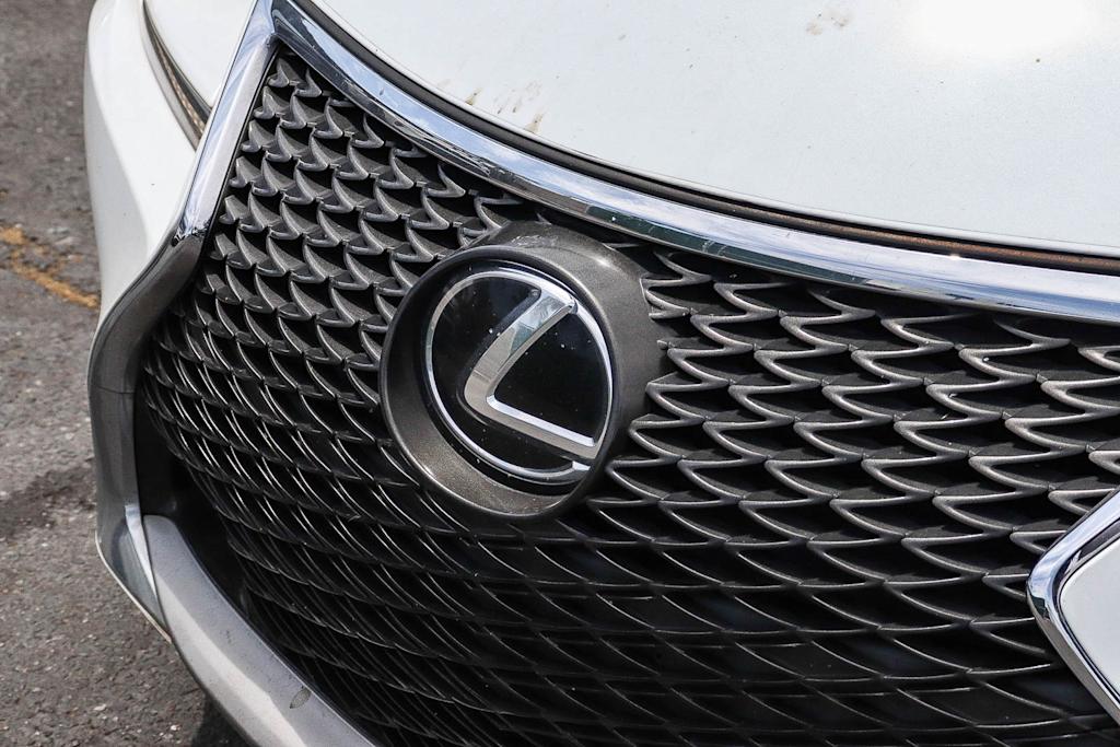 Thumbnail: 2017 Lexus RC - 5