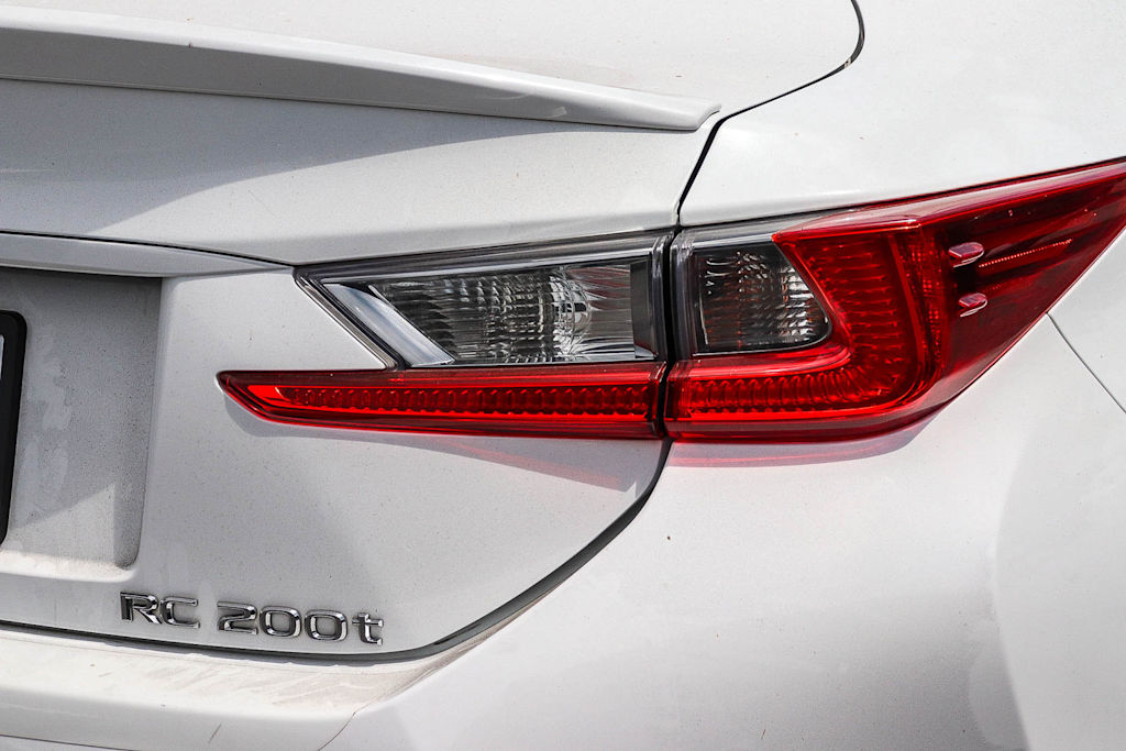 Thumbnail: 2017 Lexus RC - 18
