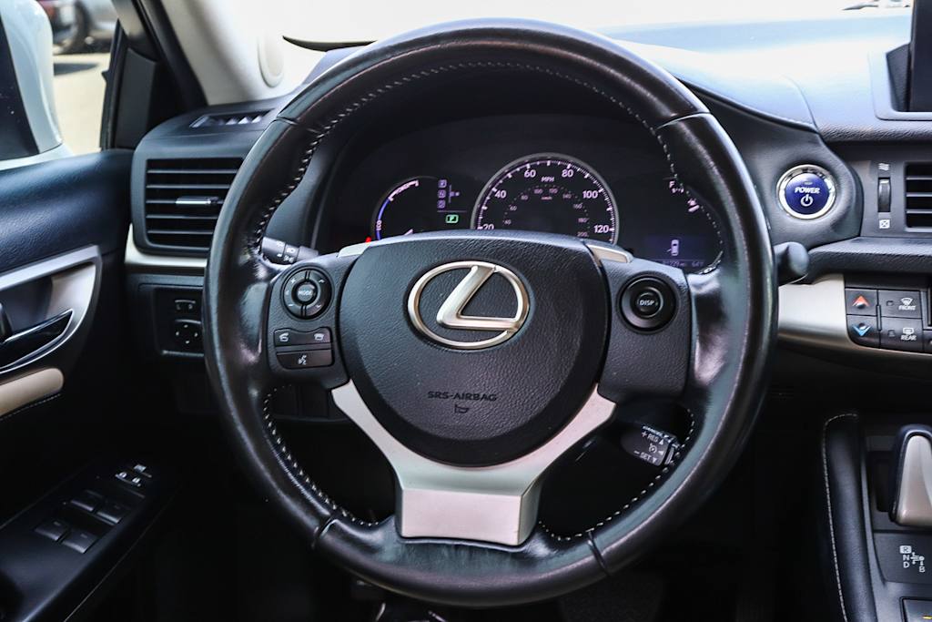 Thumbnail: 2017 Lexus CT - 9