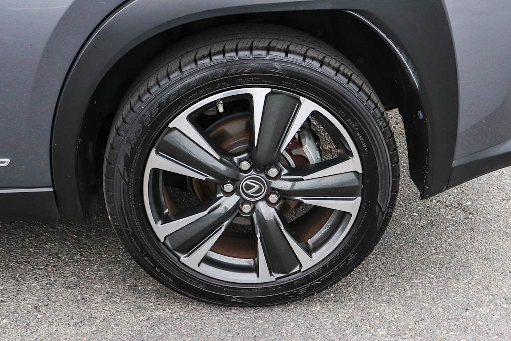 Thumbnail: 2020 Lexus UX - 7