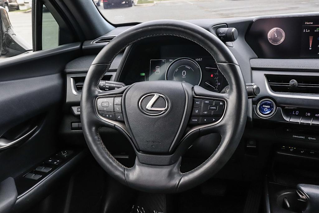 Thumbnail: 2020 Lexus UX - 9