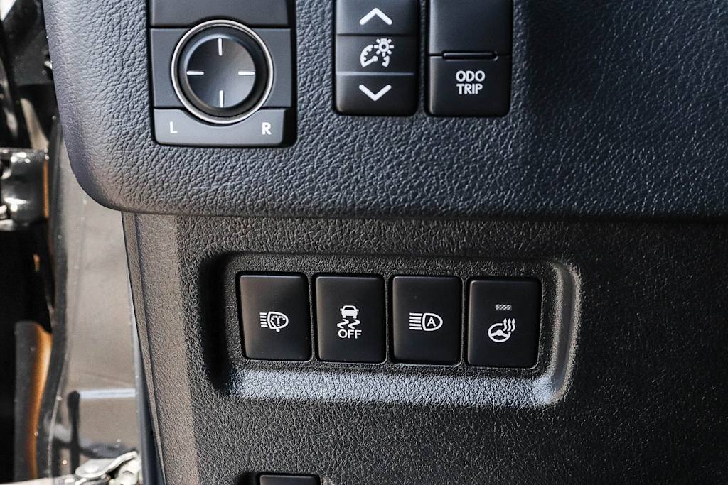 Thumbnail: 2021 Lexus GX - 31