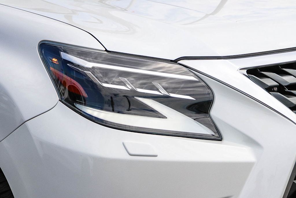 Thumbnail: 2021 Lexus GX - 18