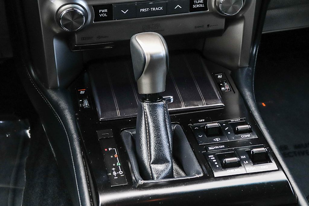 Thumbnail: 2021 Lexus GX - 14