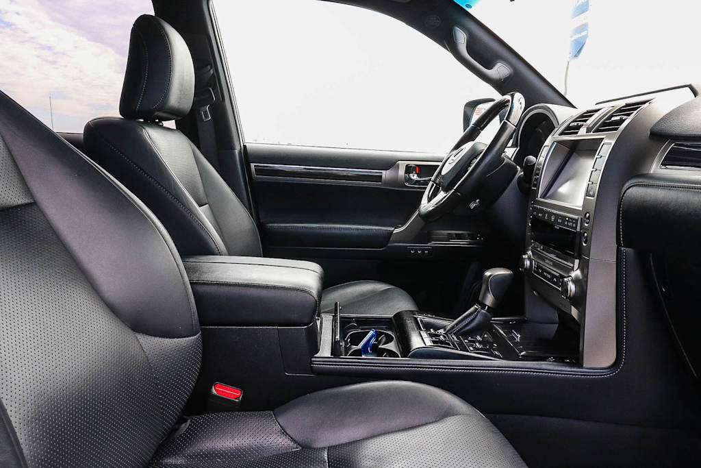Thumbnail: 2021 Lexus GX - 10