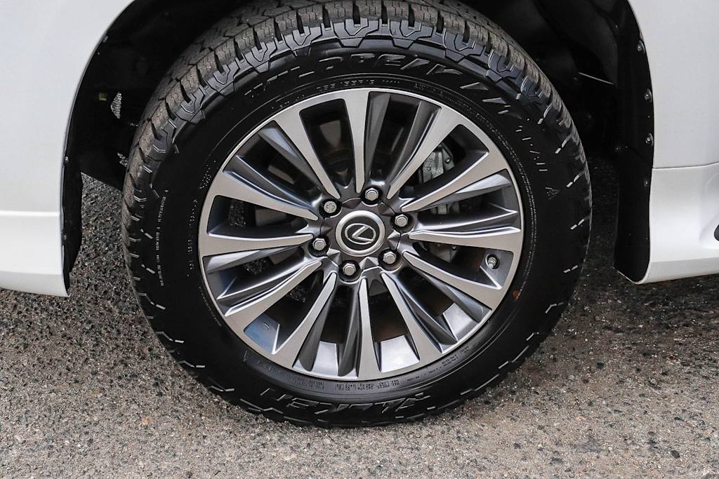 Thumbnail: 2021 Lexus GX - 22