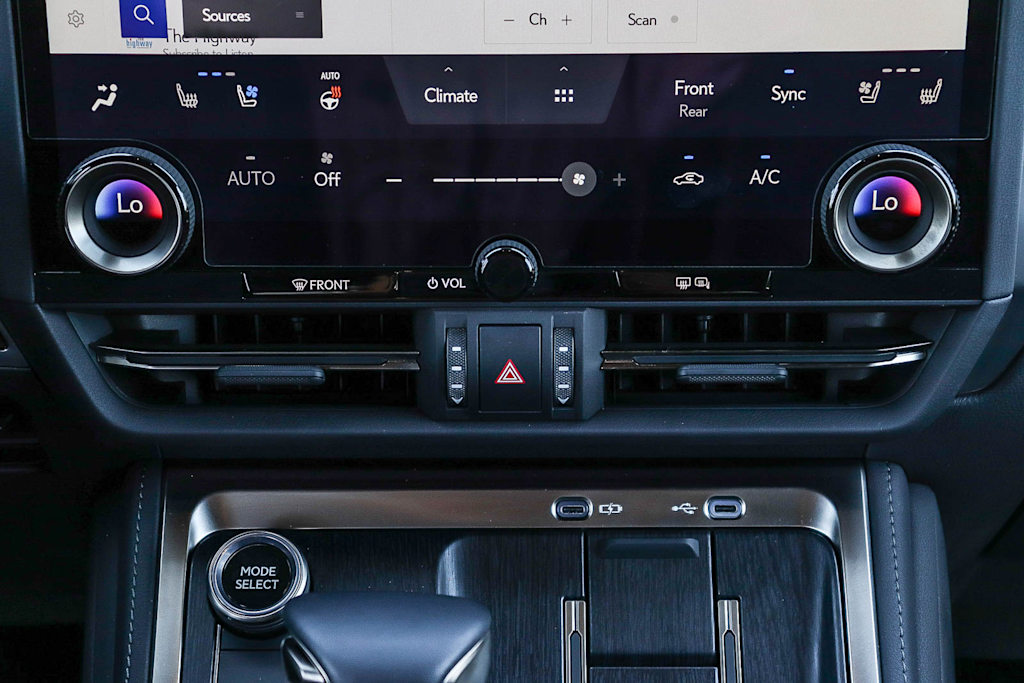 Thumbnail: 2026 Lexus ES - 24