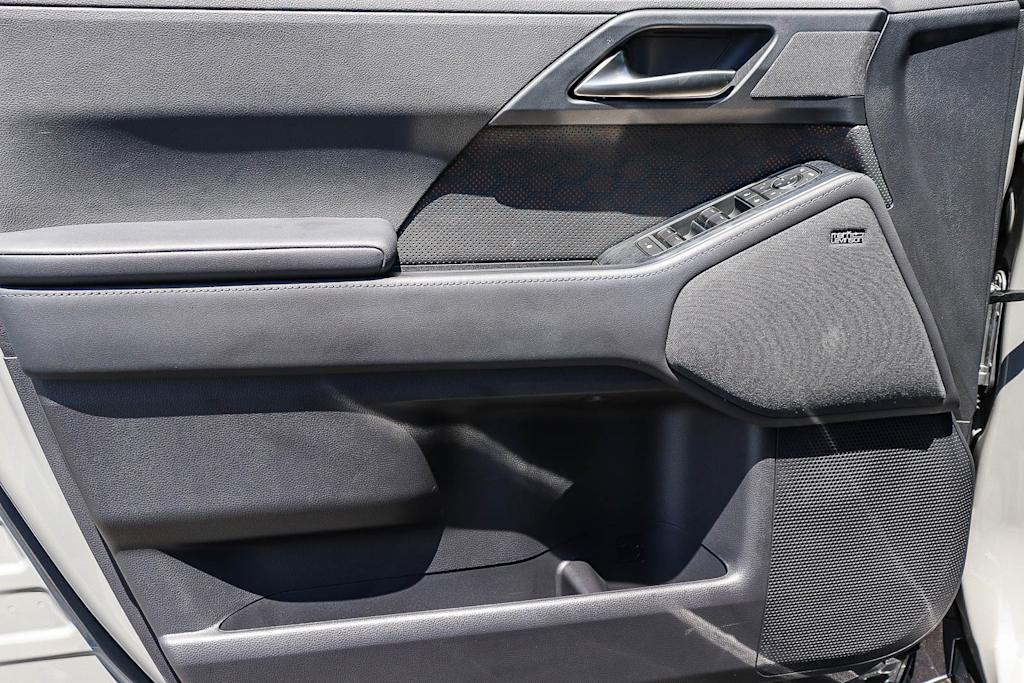 Thumbnail: 2026 Lexus ES - 28