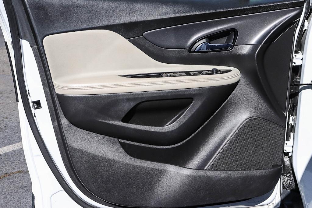 Thumbnail: 2019 Buick Encore - 26