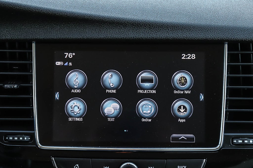 Thumbnail: 2019 Buick Encore - 21