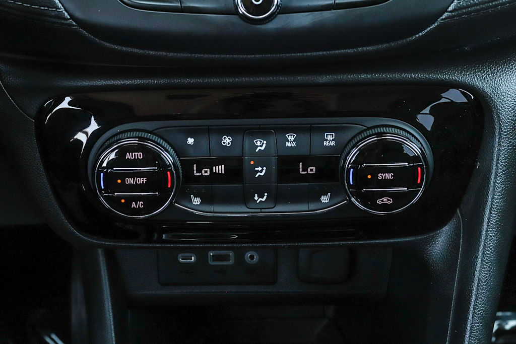Thumbnail: 2021 Buick Encore GX - 22
