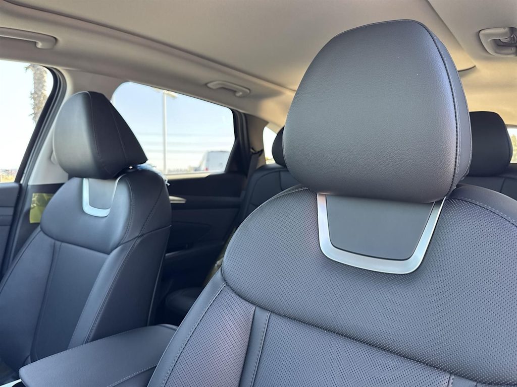 Thumbnail: 2025 Hyundai Tucson - 10