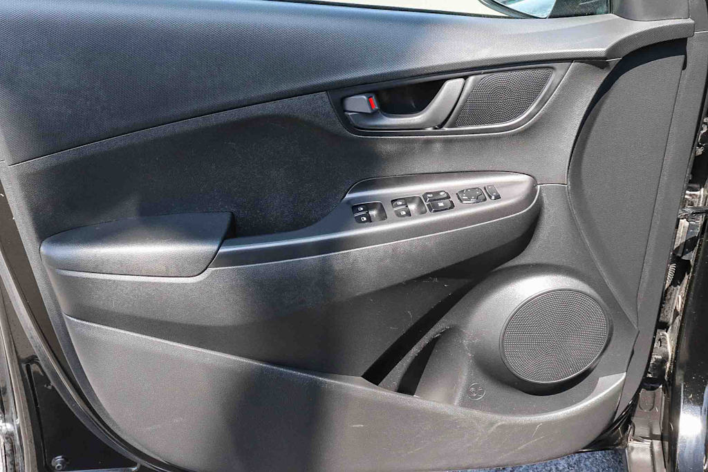 Thumbnail: 2018 Hyundai Kona - 29