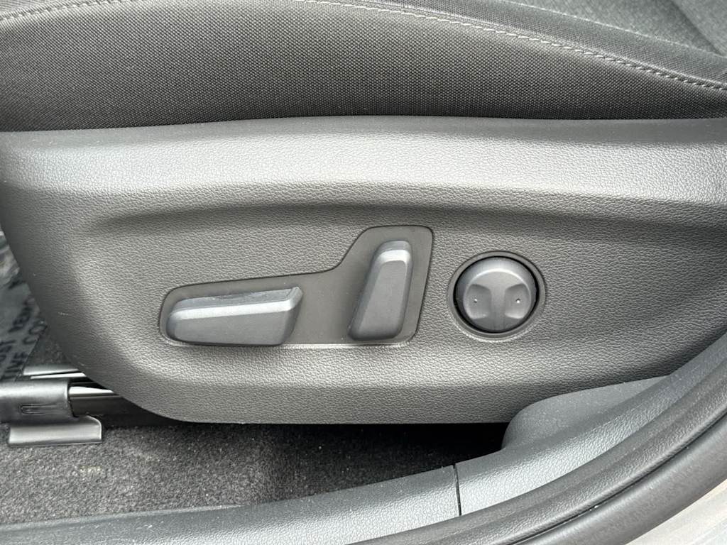 Thumbnail: 2023 Hyundai Kona - 27